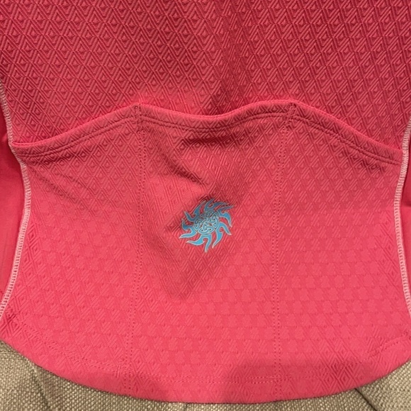 D: 𝅺iP Pearl Izumi Cycling Jersey Top Women’s Small Pink Biking Short sleeve - Picture 3 of 8